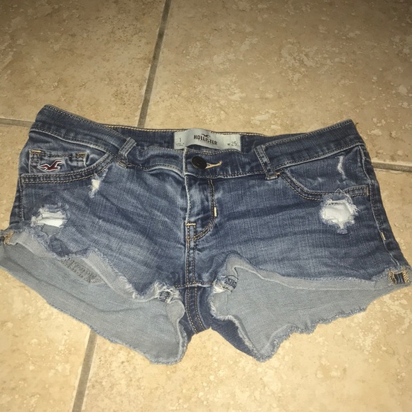 Hollister Pants - Hollister Jean Shorts Size 25